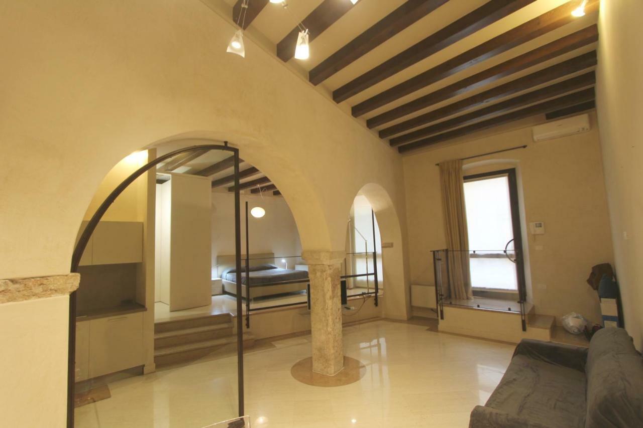 Loft Corticella Apartment Verona Ngoại thất bức ảnh